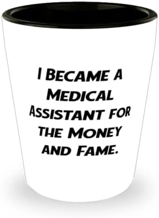 Jeftini bolničar, postao sam bolničar zbog novca i slave, Svečana čaša za bolničara