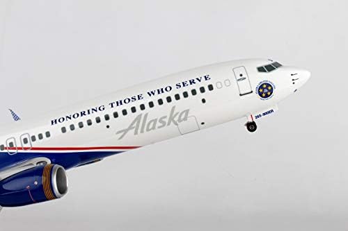 Daron SkyMarks Aljaska 737-900 1/100 Veterani w/Wood & Gear SKR8267